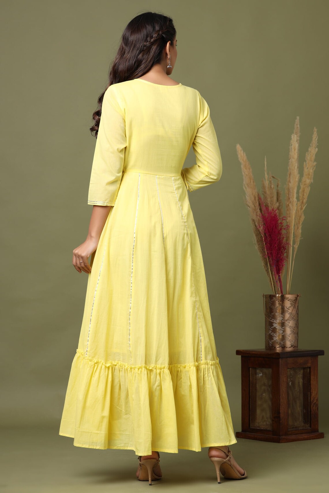 Enticing Party Style Yellow Color Cotton Fabric Gown