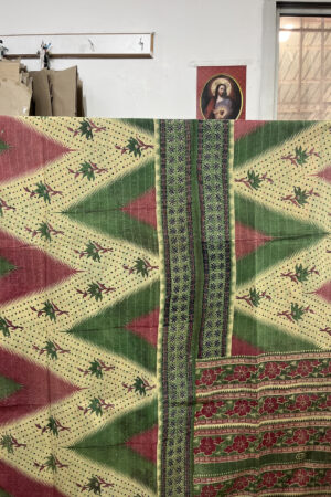 Vintage Floral Kantha Quilt - Indian Bohemian Throw, Bedspread
